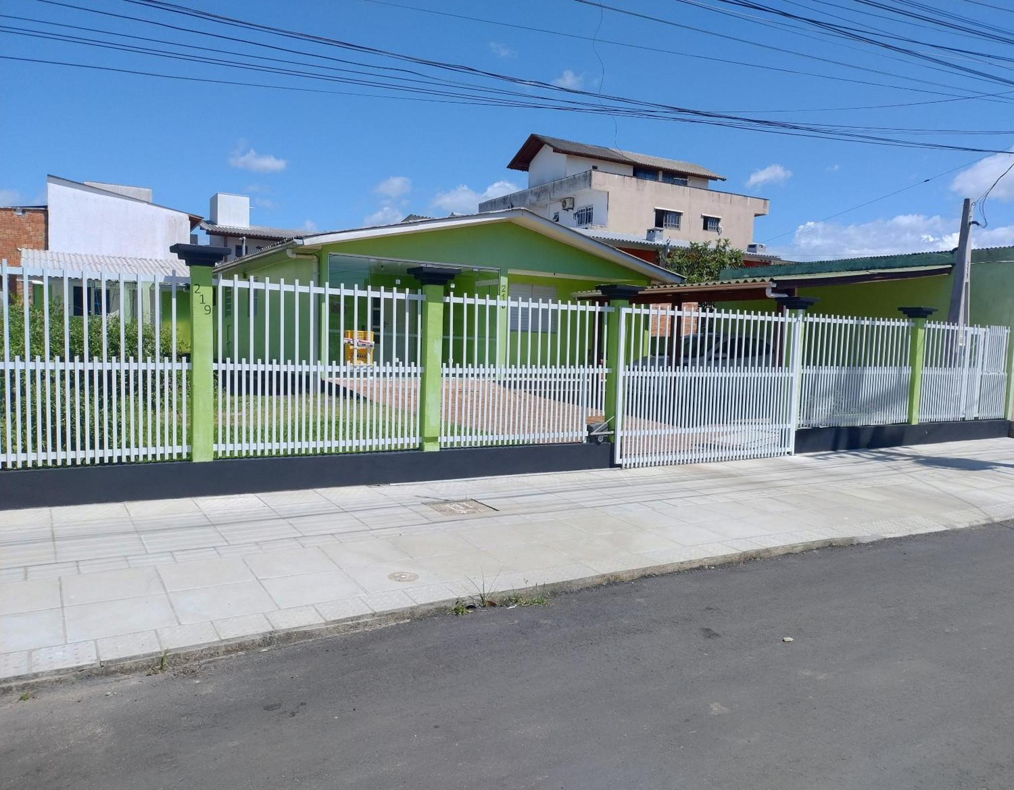Casa Para Aluguel De Veraneio Em Torres Extérieur photo